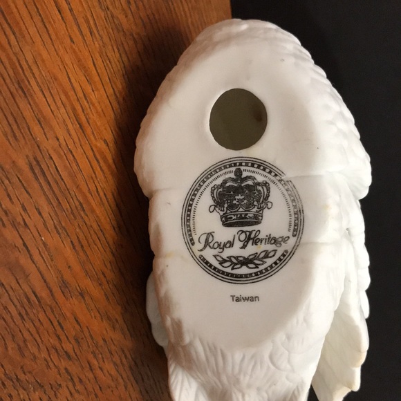 Heritage Trumpet Swan figure - Picture 3 of 3